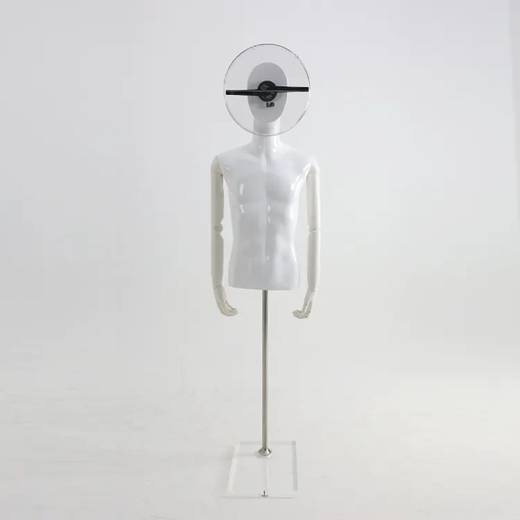 Mannequin demi-corps chromé pour homme, projection holographique, torse léger