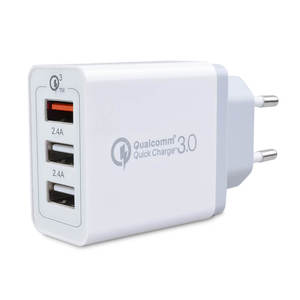 Yeni fabrika fiyat 30W QC 3.0 duvar şarj 3 <span class=keywords><strong>B</strong></span> portu hızlı şarj İngiltere aynı zaman elektrik şarj için çok kablo uyumluluk