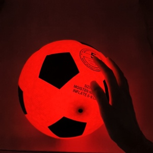 Dingrong Factory Glowing Light up <span class=keywords><strong>LED</strong></span>サッカーボールサイズ5ゴム製PUPVC素材で作られたトレーニングマッチ用のカスタマイズ可能なロゴ - Product Image 3