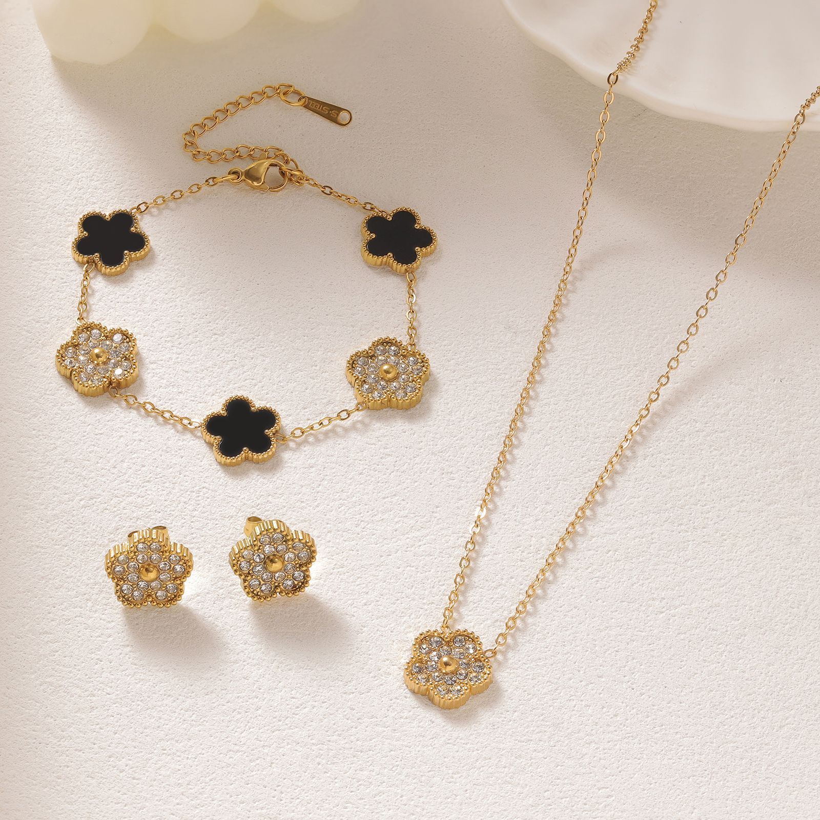 15b guscio nero set da 3 pezzi b