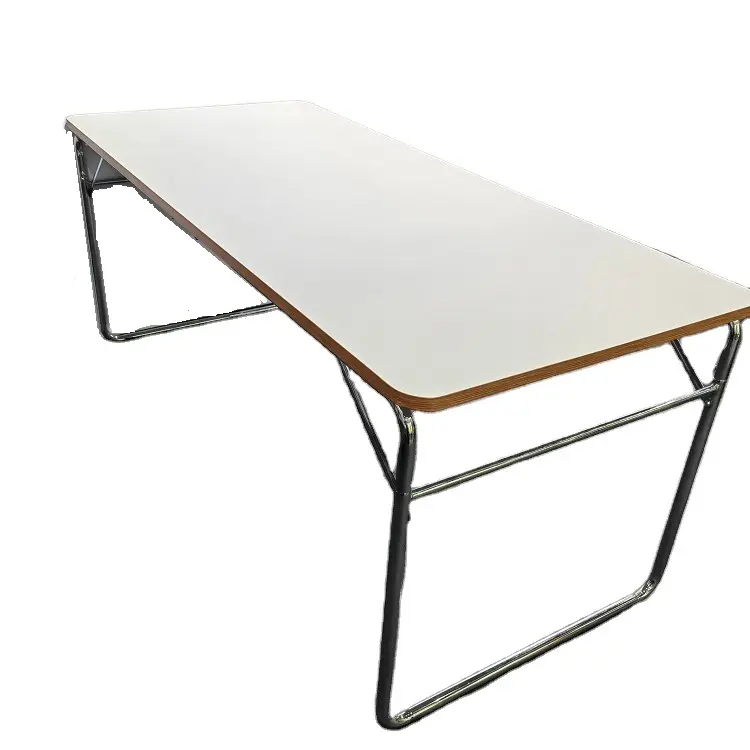Toptan özelleştirilmiş Modern İskandinav tarzı Metal bacaklar yemek masası ev kullanımı için beyaz dikdörtgen yemek masası
