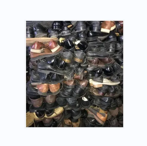 Sapatos de couro para homens usados em couro de patente barato da China estoque misto
