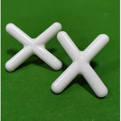 (Croix en plastique (commande minimum de 50))