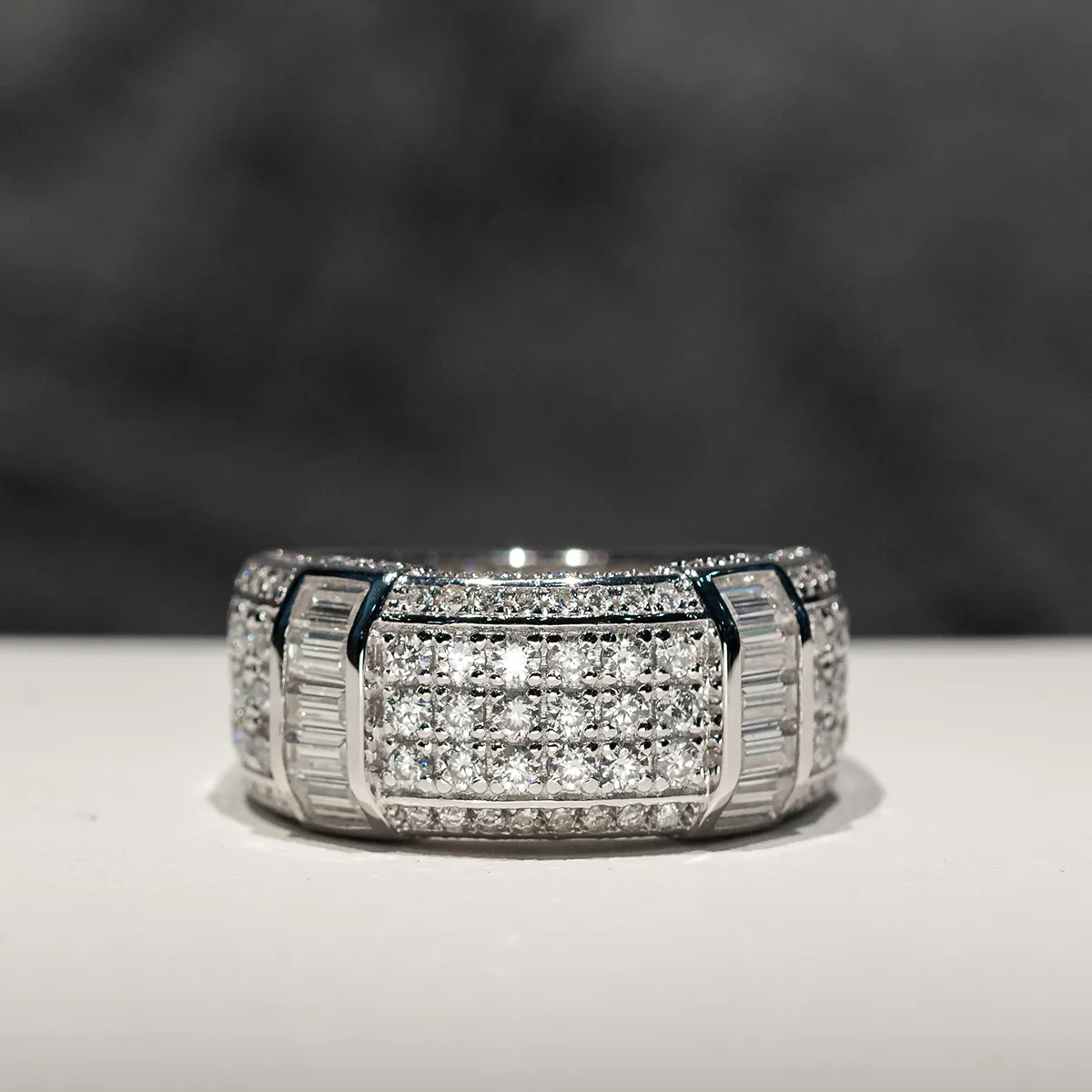 Gioielli personalizzati Micro Pave Setting anello in argento 925 con anello nuziale con diamante Moissanite da uomo