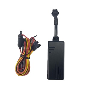 GPS Tracker Dashboard G Red Flota Seguimiento de automóviles Mini GPS Beidou GSM LBS iOS/Android App 1 año