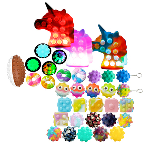 Toptan sıcak satış gökkuşağı kabarcık duyusal fidget oyuncak topları fidget stres topu kızdırma haşhaş it unicorn
