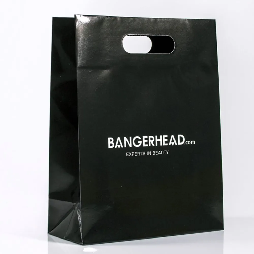 Bolsa de papel negra ecológica con logotipo personalizado, bolsa de regalo de compras con asa troquelada