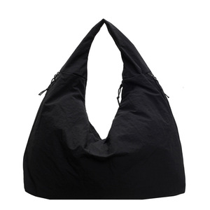 大容量流浪汉手提包单肩包时尚懒人风格双柄涤纶衬里通勤包 - Product Image 3