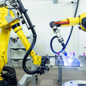 FANUC Industrial <strong>Robot</strong> Arm 6 Axis M-710iC/50 for <strong>Loading</strong>, <strong>Unloading</strong>, Welding Equipment With Mig Mag Welding <strong>Machine</strong>