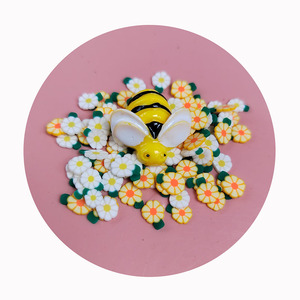 มาใหม่ล่าสุด Kawaii Bee และดอกทานตะวันเรซิ่นหัตถกรรม Charms 1 กระเป๋าสําหรับเครื่องประดับ & อุปกรณ์ตกแต่งเมือกดินสี - Product Image 6