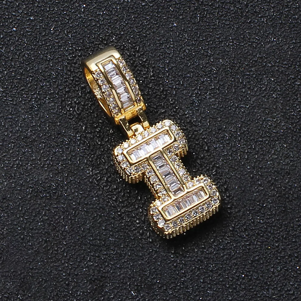 Colgante de circonia cúbica, Colgante de cobre dorado con letras del alfabeto
