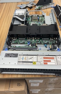 El artefacto de computación/virtualización en la nube R750 admite NVMe + GPU para una asignación de recursos más flexible - Product Image 4