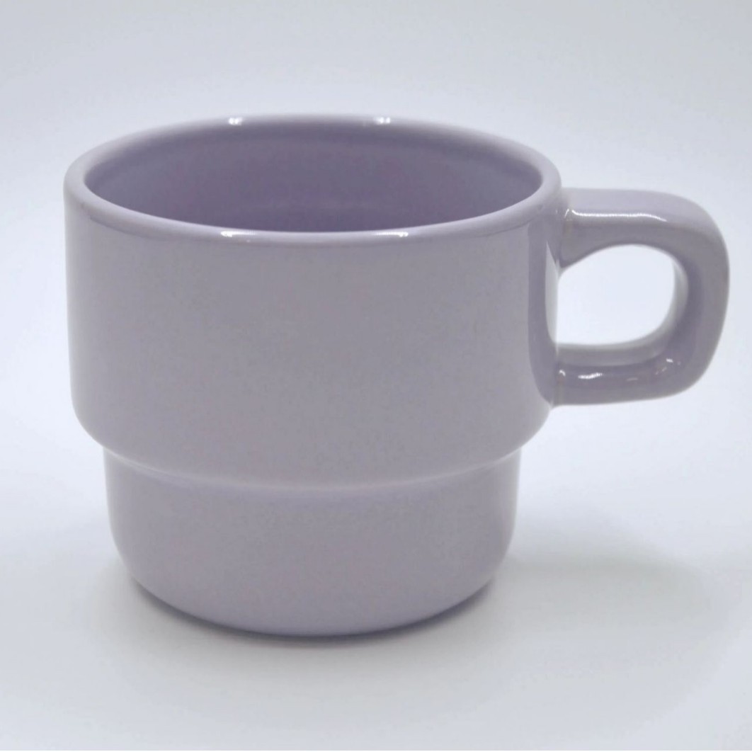 Taza desnuda púrpura