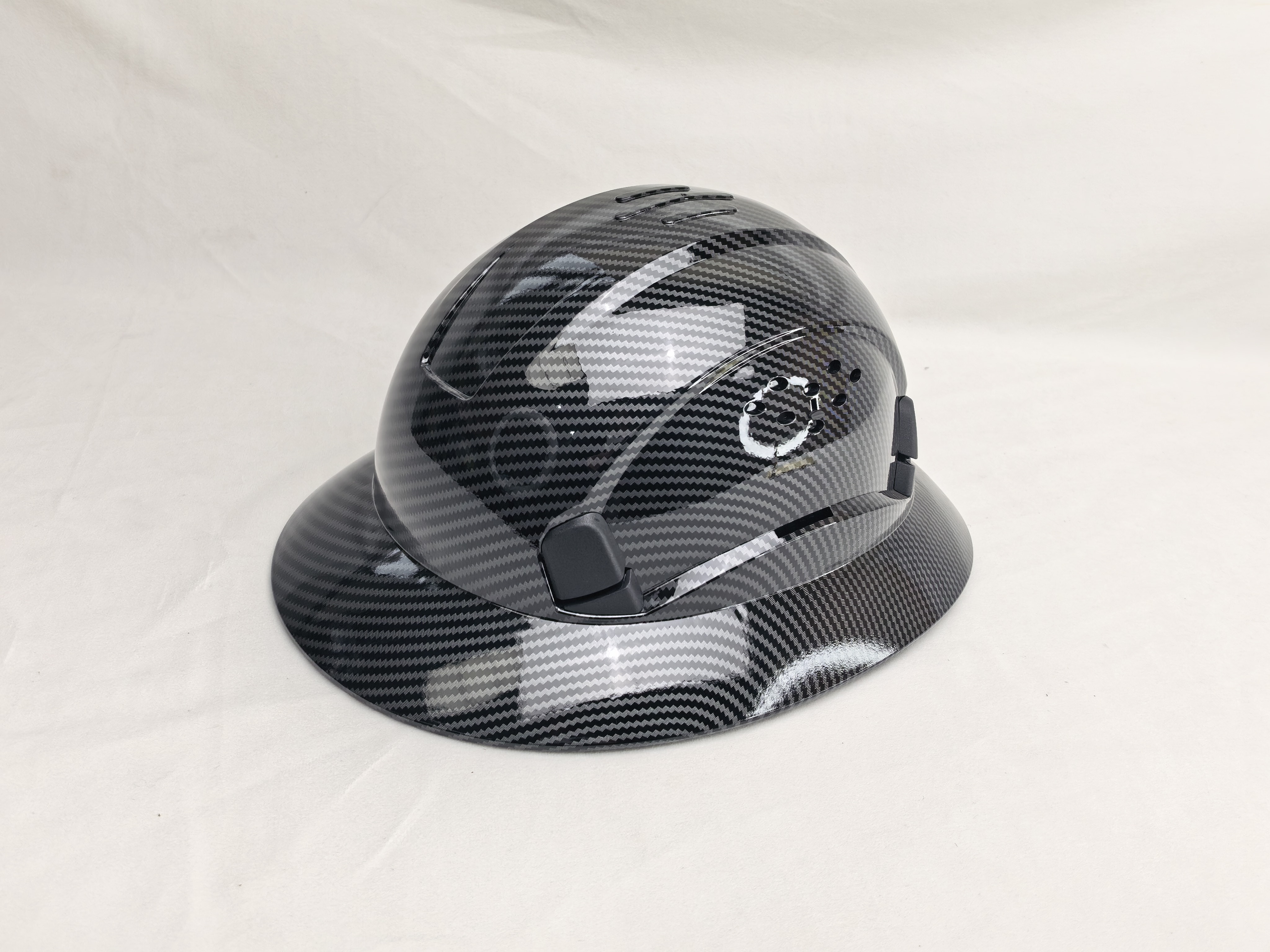 Black carbon fiber