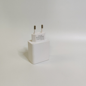 Yeni ürün çift bağlantı noktaları <span class=keywords><strong>USB</strong></span> <span class=keywords><strong>2IN1</strong></span> abd ab duvar şarj 5V 2A seyahat adaptörü şarj mikro tip c kablo ile samsung android için