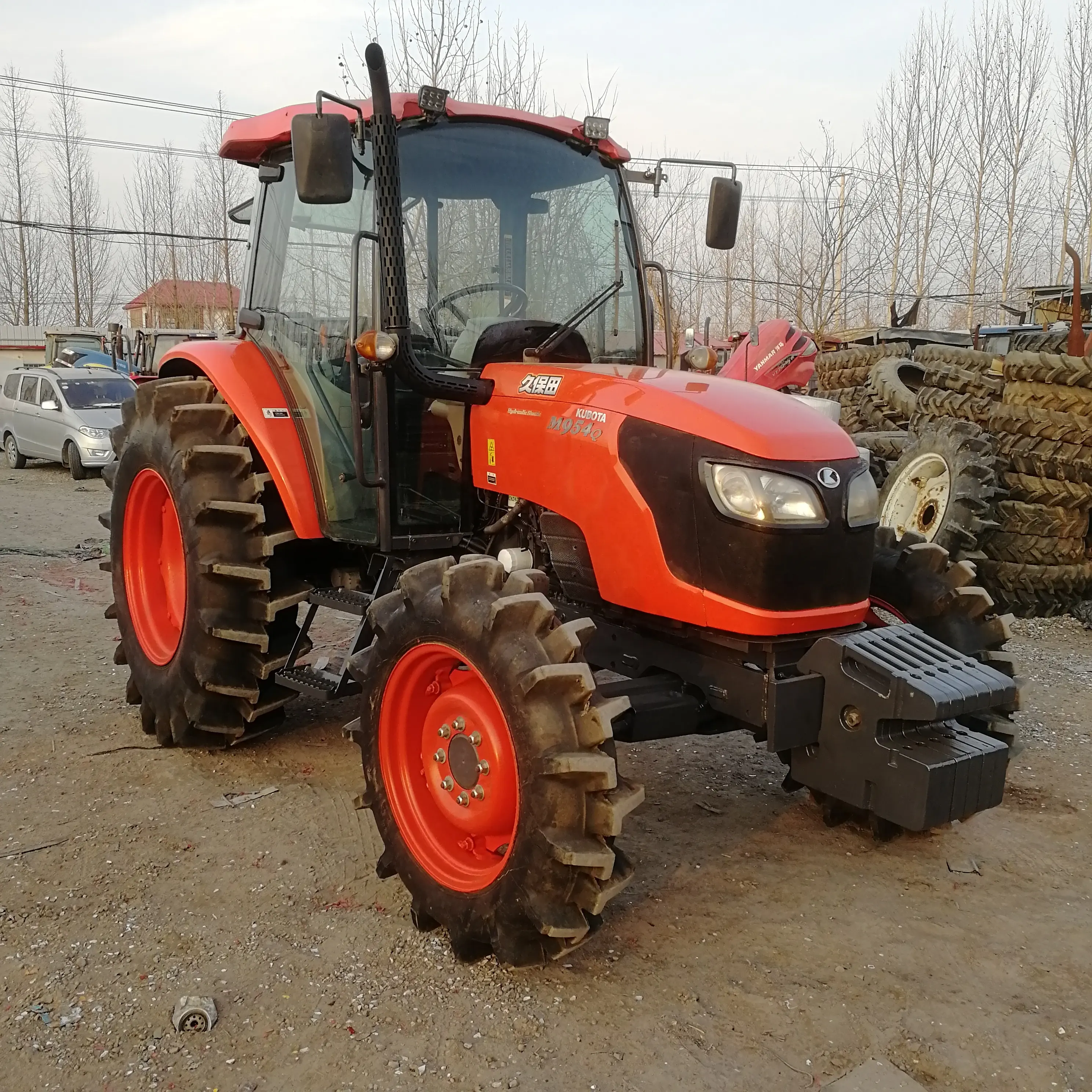 Tractor usado para agricultura kubota M954Q 95HP 4WD, tractor compacto para huerto, cargador frontal japonés