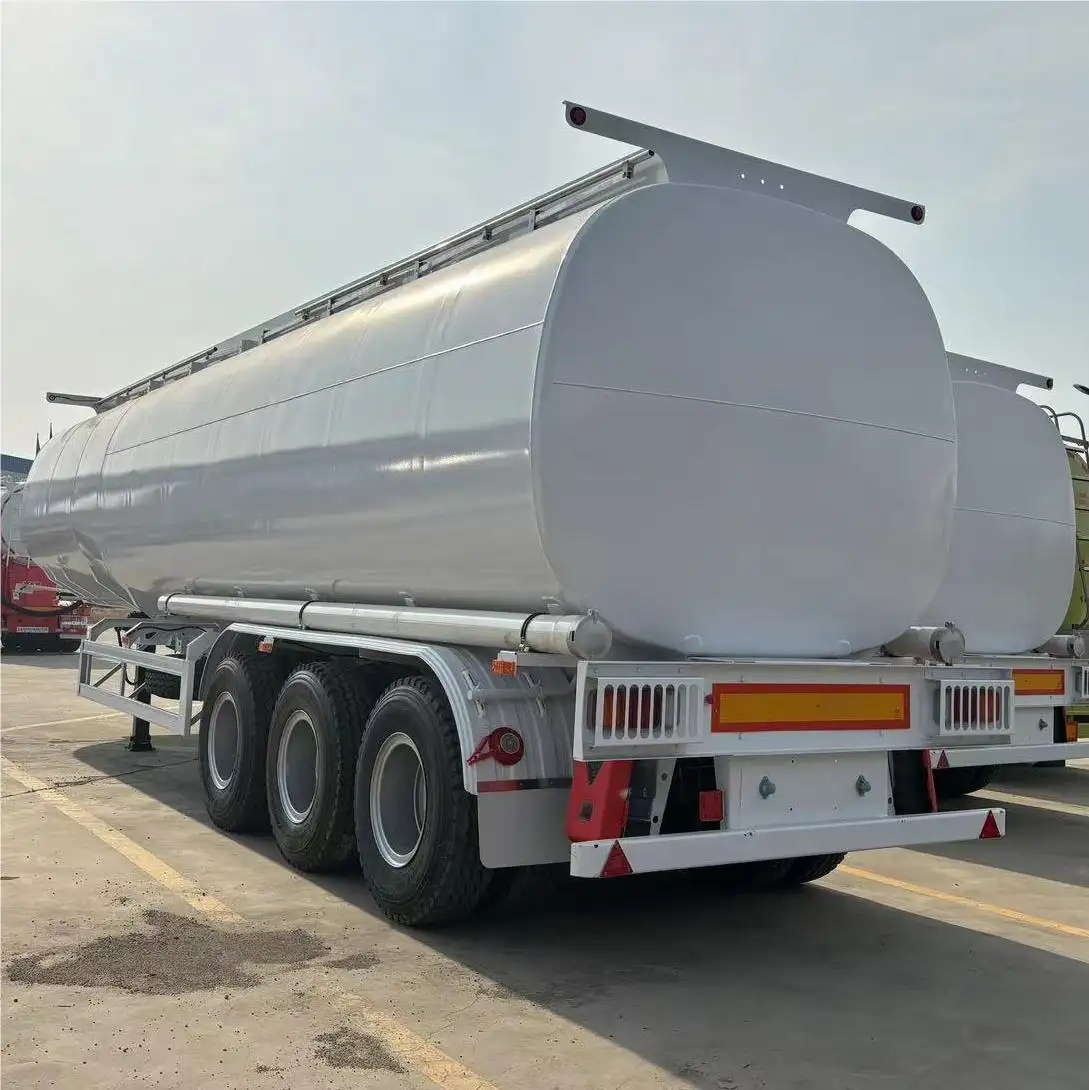 Çin araç Master 3 akslar 12 lastikler 40000L 42000L 45000L karbon çelik yağ depolu yarı römork satılık kimyasal kamyon