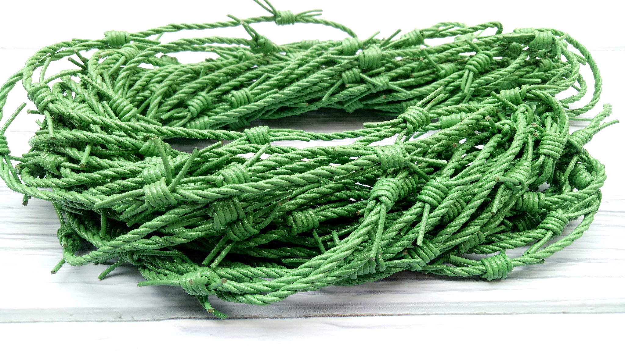 สีเขียว