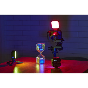 Godox LED6R/Bi RGB LED Video Camera <strong>Light</strong> 13 <strong>FX</strong> Effects 1800mAh Li-ion Battery for Vlog Video LED Lighting - Product Image 5