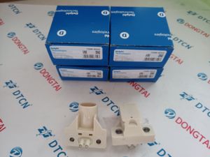 N. 512(2-2) connettore del motore del combustibile Diesel 7208-valvola solenoide di 0242 per l'iniettore dell'unità elettronica 1668325 di Delphi DAF