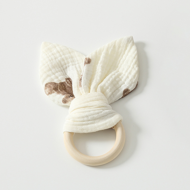 Little bear-gauze-print wooden ring with rabbit ears