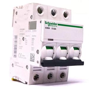 Nuovo e originale Plc interruttore C60HD32A 415VAC 15kA PLC Controller di programmazione - Product Image 1