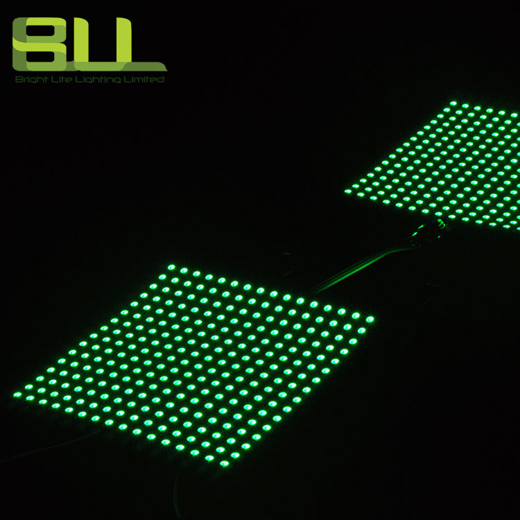 สีเขียว