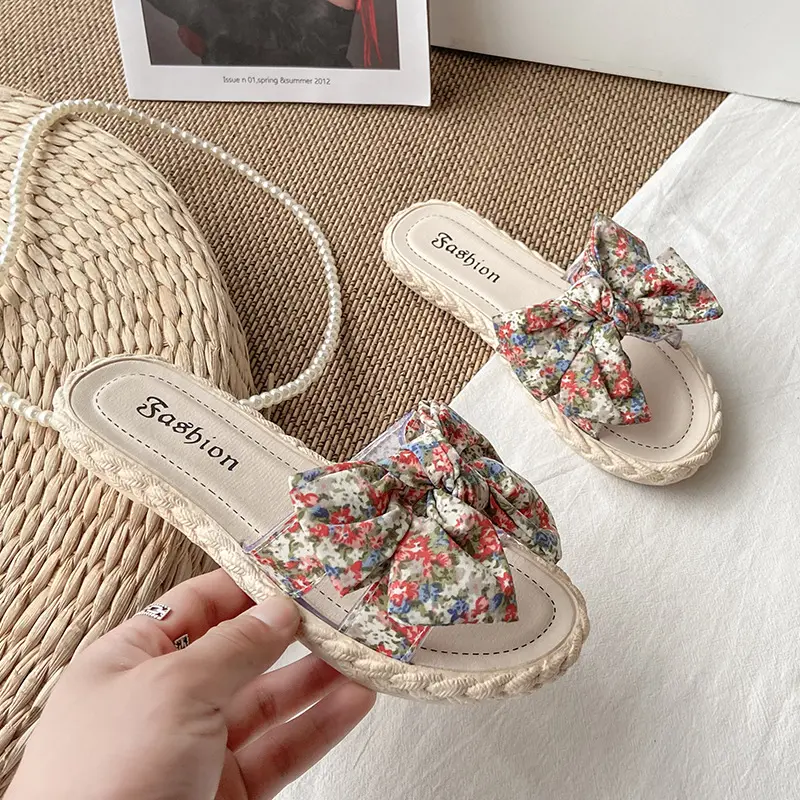 Sandalias de playa planas con lazo de diseño dulce para mujer, zapatos de playa de corcho antideslizantes, zapatillas deslizantes para interiores y exteriores de verano para mujer