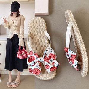 Mùa Hè Của Phụ Nữ Nền Tảng Flip-Flops 2025 Mới Phong Cách Thoáng Khí Xu Hướng Thời Trang Phù Hợp Mặc Bãi Biển Cồn Cát Hợp Thời Trang Chống Mùi - Product Image 2