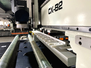 1325 2130 2040 Enrutador 3D CNC de anidación vertical ATC MÁQUINA CNC para la fabricación de muebles Mesa de descarga de carga automática Carpintería - Product Image 6