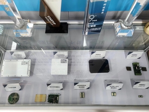 Ampliamente utilizado 100M Rango de detección Perímetro Radar Sensor DE SEGURIDAD 12V Precisión ± 0,3 ° Medición de ángulo Sensores de posición de movimiento