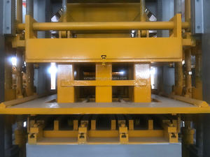 Интерлок Кирпич Цемент делая машину QT5-15 твердый блок машина цена. - Product Image 4