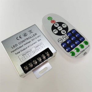 RF Mini telecomando senza fili con Controller per 2835 5050 RGB LED striscia di luce RF Touch 24 tasti RGB controller