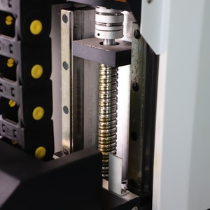 China Supply 1325 Máquina enrutadora CNC para tallado de madera Personalizado 3D NC Studio Richauto DSP Sistemas de control Motor Núcleo de bomba - Product Image 4