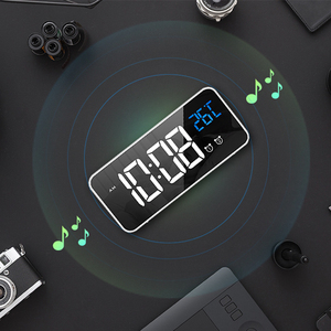 Цифровые часы с Bluetooth и функцией ночного освещения