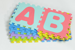 キッズ<span class=keywords><strong>ABC</strong></span>/123プレイマット36インターロッキングフォームタイルとポップアウト文字と数字カラフルな子供のおもちゃのカーペット