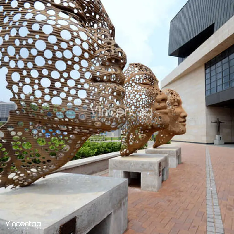 2023 Vincentaa High Quality Bronze Big Face Sculpture For Outdoor Decor Modern Sculptures