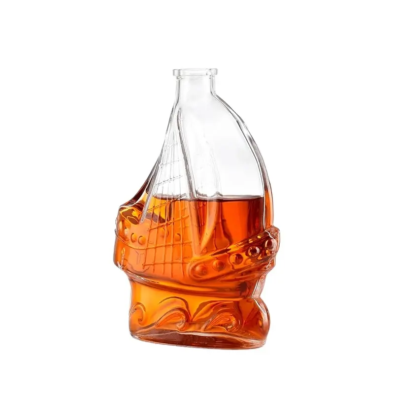 Çin'de yapılan, en iyi kalite ve en düşük fiyat ile rusya'da kare cam şişe votka üretilmektedir