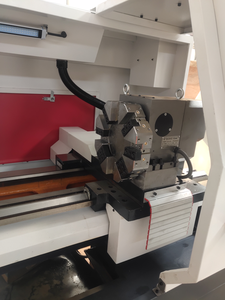 Torno paralelo CNC CK6150 Máquina de torno de torneado inclinado CNC de China para metal - Product Image 3