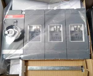 Per un B B nuovo di zecca originale 630A interruttore di isolamento OT630E12P 10069820 per la programmazione PLC e il controllo industriale - Product Image 1