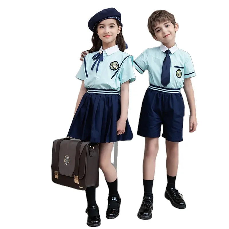 Uniformes escolares con logotipo personalizado para niños, ropa de estilo británico de manga corta, clase primaria, servicios de diseño, color verde, gran oferta