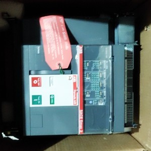 SACE Emax2 E1.2n 1600A cassetto D-Lsig 4P per programmazione PLC e controllo industriale Ekip/D-Series - Product Image 1