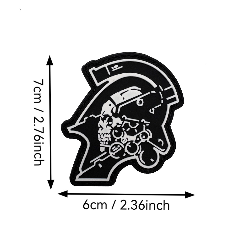 บี-ลูเดนส์ (ไฟกลางคืนสีขาวพื้นหลังสีดำ)