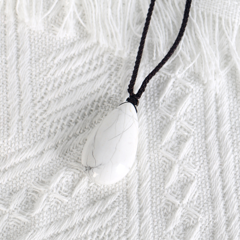 howlite+corda