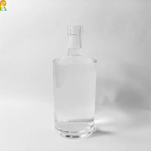 Farbe Graviert Benutzer definierte Logo Schraube Kork Top Rum Gin Tequila Tall Vodka 500ml 750 ml Glas Schnaps Mattschwarz Flasche