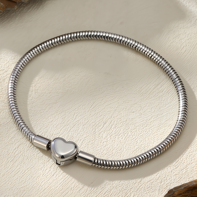 Bracciale Pandora apribile con cuore piccolo in argento