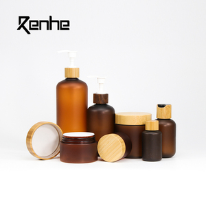Özel Logo 50g 150g <span class=keywords><strong>250g</strong></span> 500g Amber temizle buzlu plastik vücut tereyağı kozmetik krem kavanoz bambu kapaklı