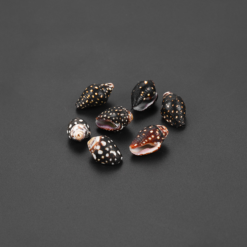 Black (approximately 90 pieces)