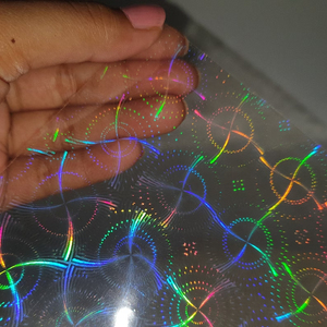 Nhà Máy Bán buôn 80mic trang trí Holographic cán lạnh cán phim cho quảng cáo Poster vật liệu - Product Image 1