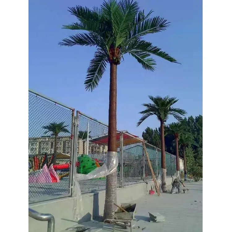 Torre de antena artificial de folhas e palmeira monopola
